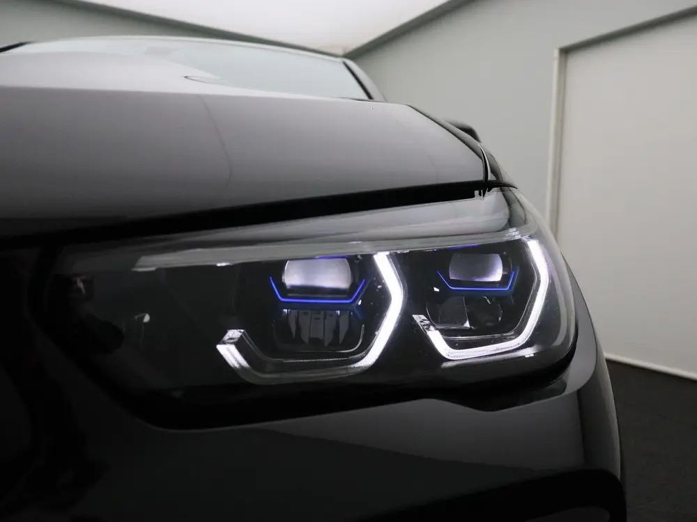 BMW X6 xDrive40i High Executive uit 2022, foto 6