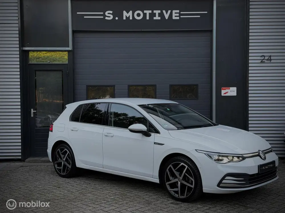 Volkswagen Golf 1.5 eTSI Style stoelvwr, Memory, IQ, Carplay uit 2020, foto 11