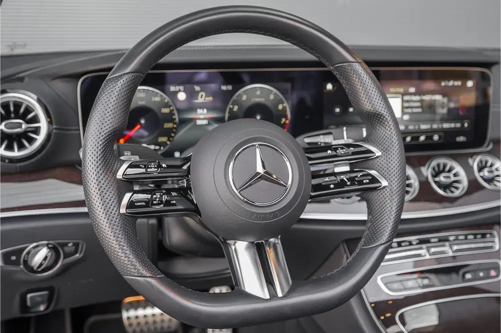 Mercedes-Benz E-Klasse 200 AMG Line Camera Memory Nek uit 2022, foto 20