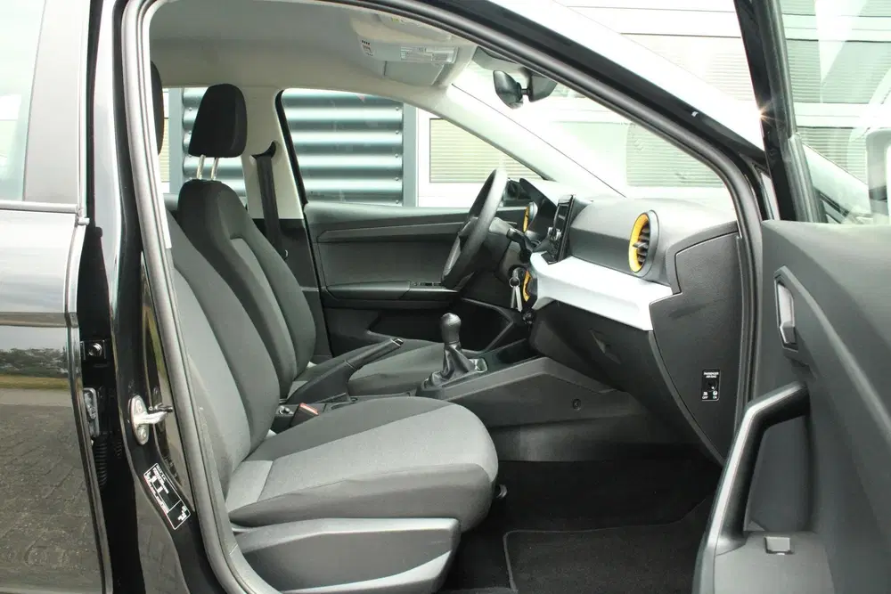SEAT Arona 1.0 EcoTSI 95pk Reference uit 2024, foto 20