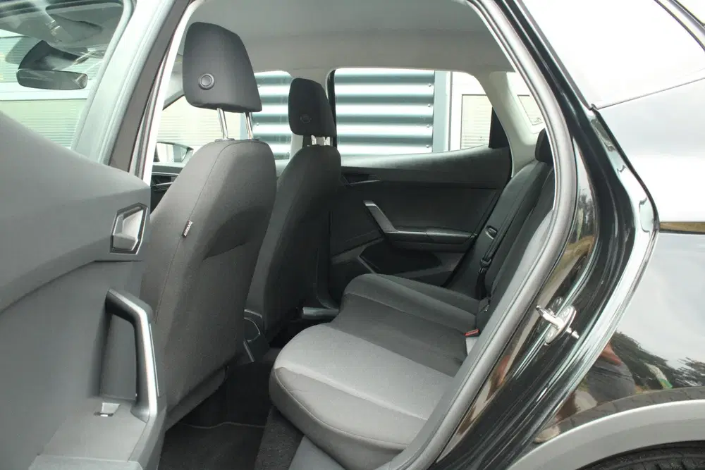 SEAT Arona 1.0 EcoTSI 95pk Reference uit 2024, foto 6