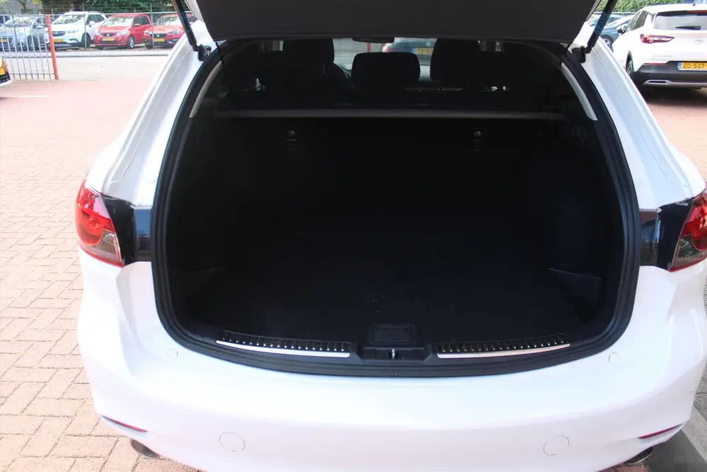 Mazda 6 2.0 SKYACTIV-G Aut.*Business* uit 2019, foto 16