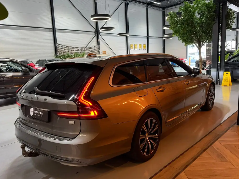 Volvo V90 2.0 T6 AWD Inscription SOH 92% uit 2021, foto 2