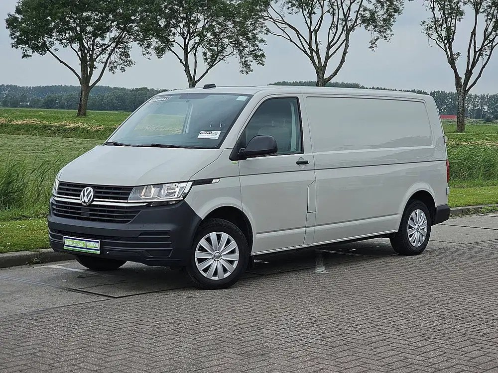 Volkswagen Transporter 2.0 TDI t6.1 150pk l2h1 autm uit 2024, foto 2