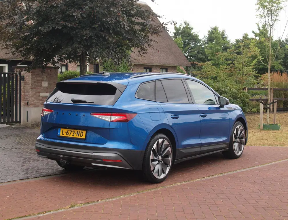 Skoda Enyaq 80 First Edition uit 2021, foto 10