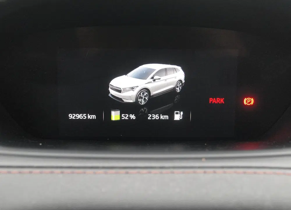 Skoda Enyaq 80 First Edition uit 2021, foto 19