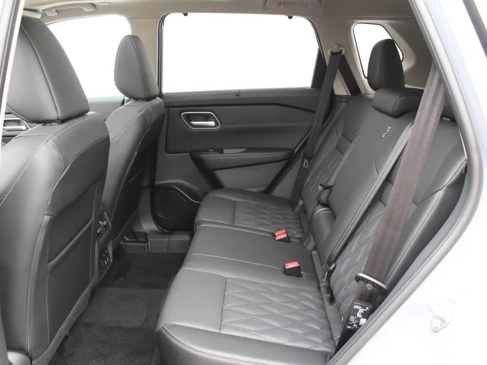 Nissan X-Trail 1.5 e-4orce Tekna Plus 4WD 7p. 1650 KG Tre uit 2025, foto 7