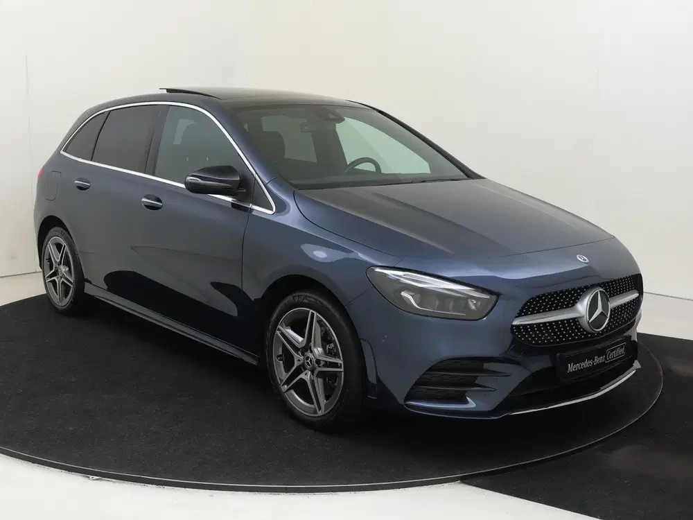 Mercedes-Benz B-Klasse 250 e Business Solution AMG uit 2022, foto 2
