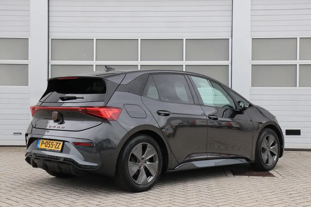 Cupra Born 204pk Business Plus 62 kWh uit 2022, foto 2