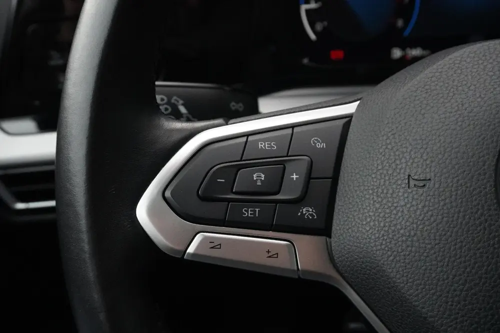 Volkswagen Golf 1.5 TSI Life Business | PANORAMADAK | CARPLA uit 2020, foto 14