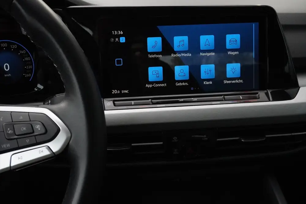 Volkswagen Golf 1.5 TSI Life Business | PANORAMADAK | CARPLA uit 2020, foto 18