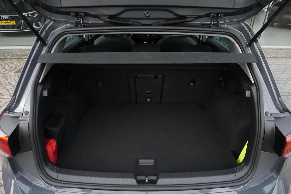 Volkswagen Golf 1.5 TSI Life Business | PANORAMADAK | CARPLA uit 2020, foto 7