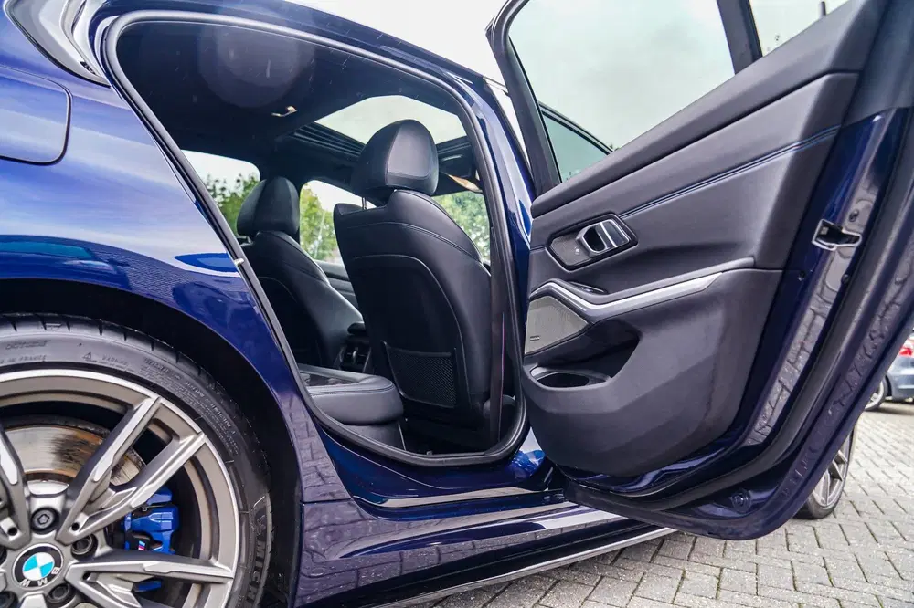 BMW 3-serie M340i xDrive High Executive uit 2019, foto 4