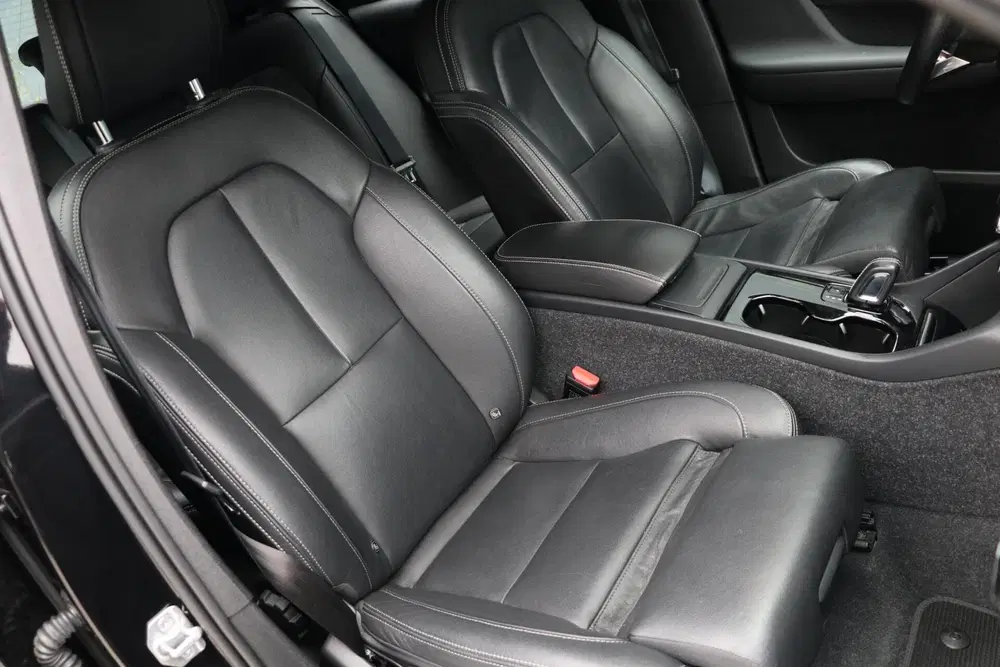 Volvo XC40 Recharge P8 AWD 78kWh uit 2021, foto 19
