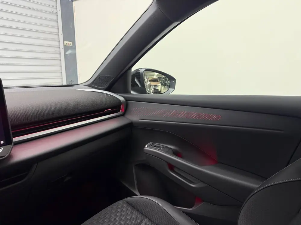 Volkswagen T-Roc 1.5 eTsi R-Line Edition - Nieuwe model - El uit 2026, foto 16