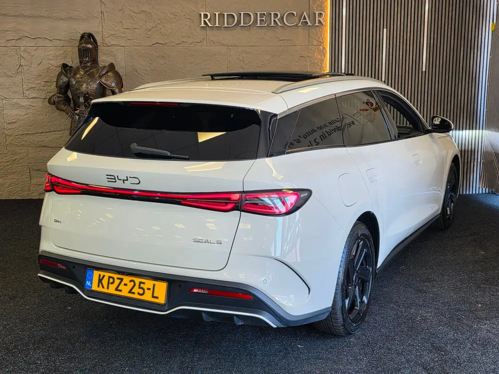 BYD Seal 6 1.5 DM-i Comfort Lite uit 2025, foto 12