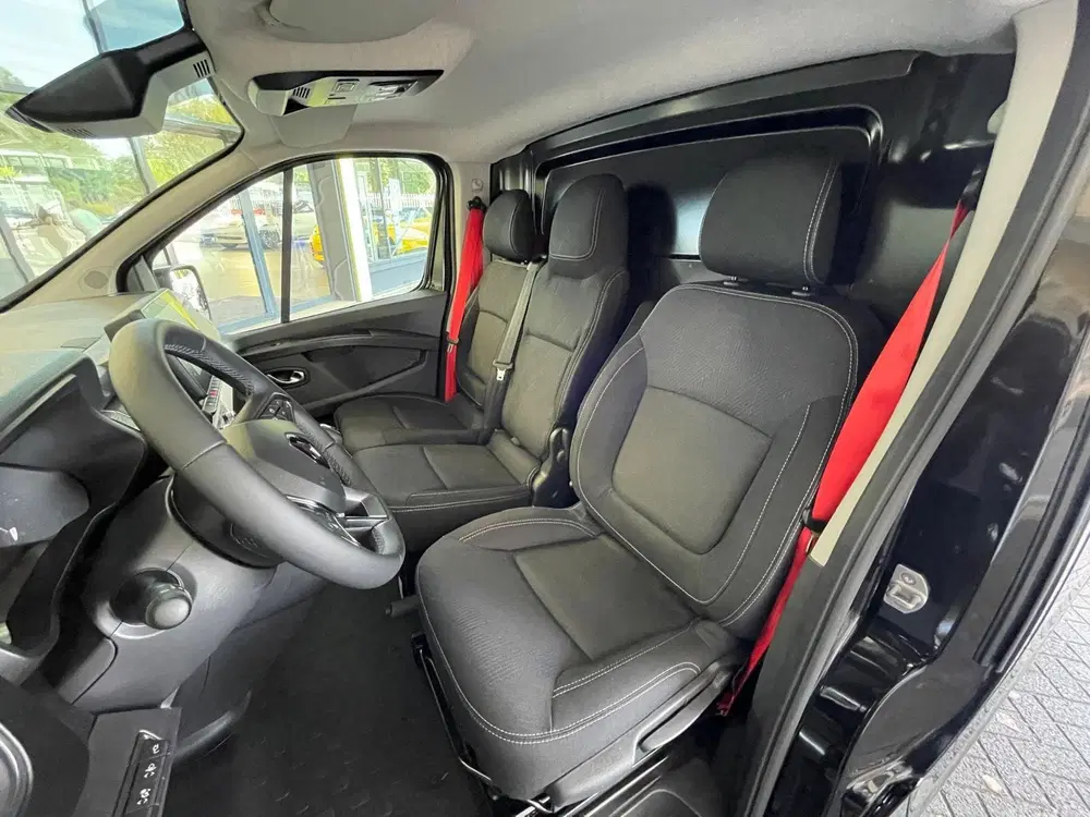 Renault Trafic T29 L2H2 Advance 52 kWh Airco uit 2025, foto 6