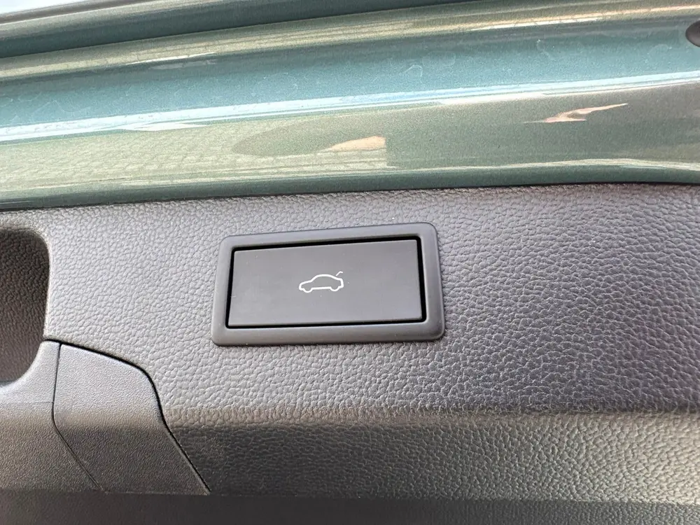 Volkswagen Passat Variant 1.5 eTSI R-Line Panorama Massage s uit 2024, foto 20