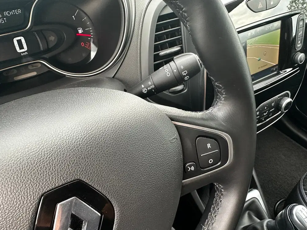Renault Captur 0.9 TCe Intens Camera uit 2019, foto 19