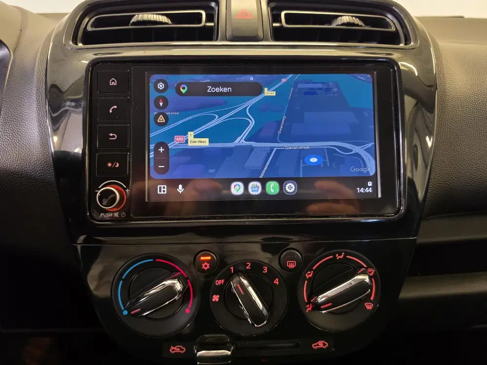 Mitsubishi Space Star 1.2 Connect+ uit 2024, foto 14