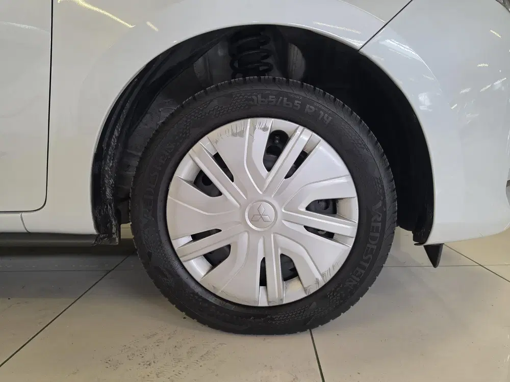 Mitsubishi Space Star 1.2 Connect+ uit 2024, foto 3