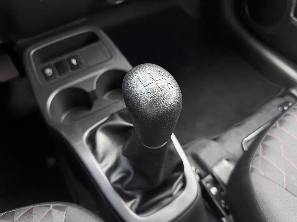 Mitsubishi Space Star 1.2 Connect+ uit 2024, foto 19