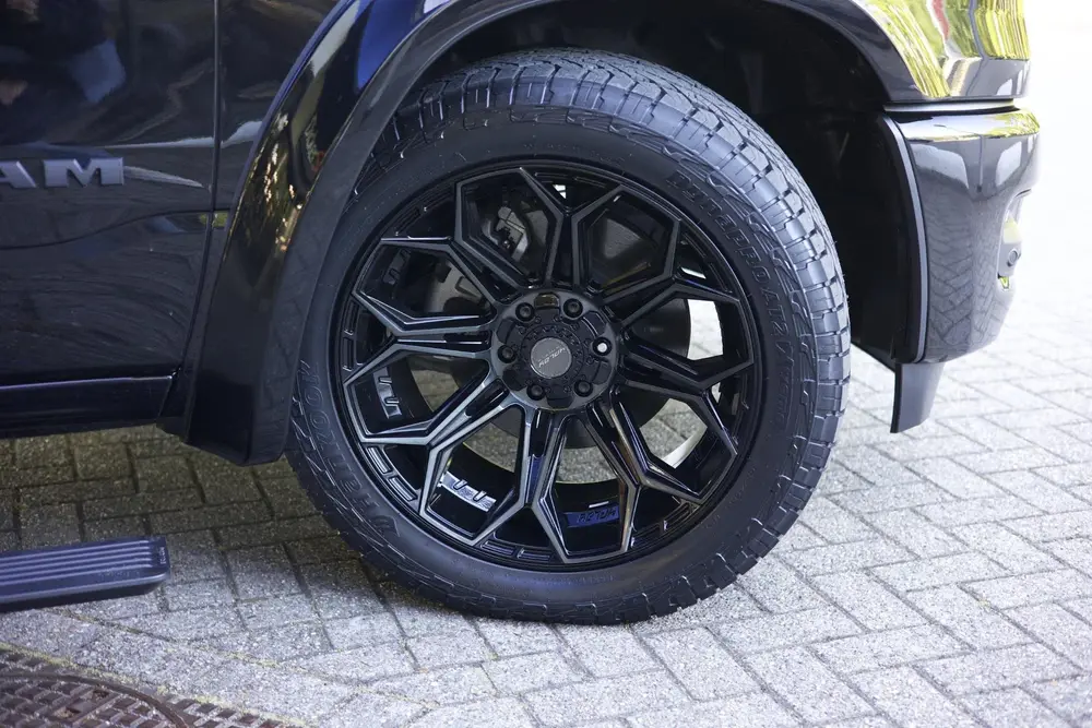 Dodge RAM Laramie Night SO DEMOPRIJS uit 2025, foto 2