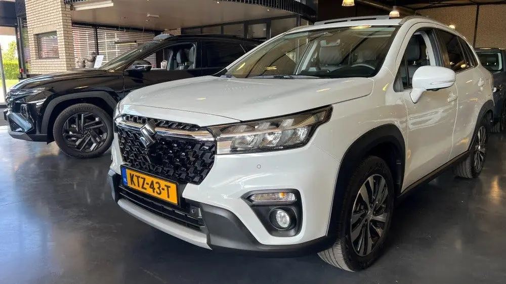 Suzuki Overige Modellen S-CROSS 1.4 Boosterjet Style Smart Hybrid  360 camara uit 2026