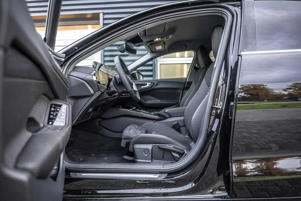 Audi A5 2.0 e-hybrid 299pk quattro Advanced Editio uit 2025, foto 20