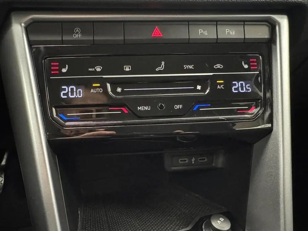 Volkswagen T-Roc 1.0 TSi Style Trekhaak-Navigatie-Adapt.Cr.c uit 2022, foto 8