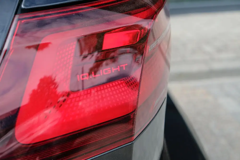 Volkswagen Golf R 2.0 TSI 320pk 8R 4Motion Performance Akrap uit 2022, foto 20