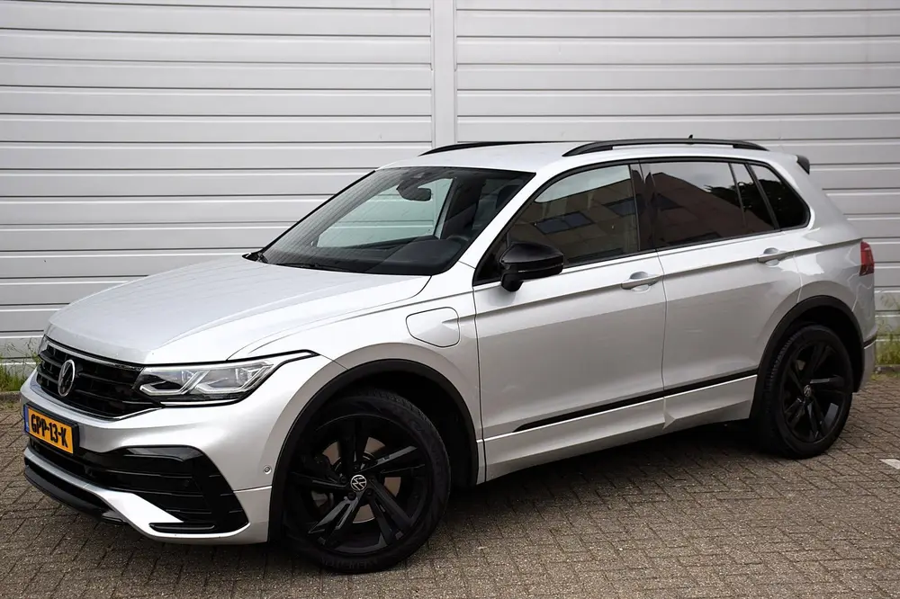 Volkswagen TIGUAN 1.4 TSI eHybrid R-Line Binnen&Buiten+*190D uit 2021, foto 3