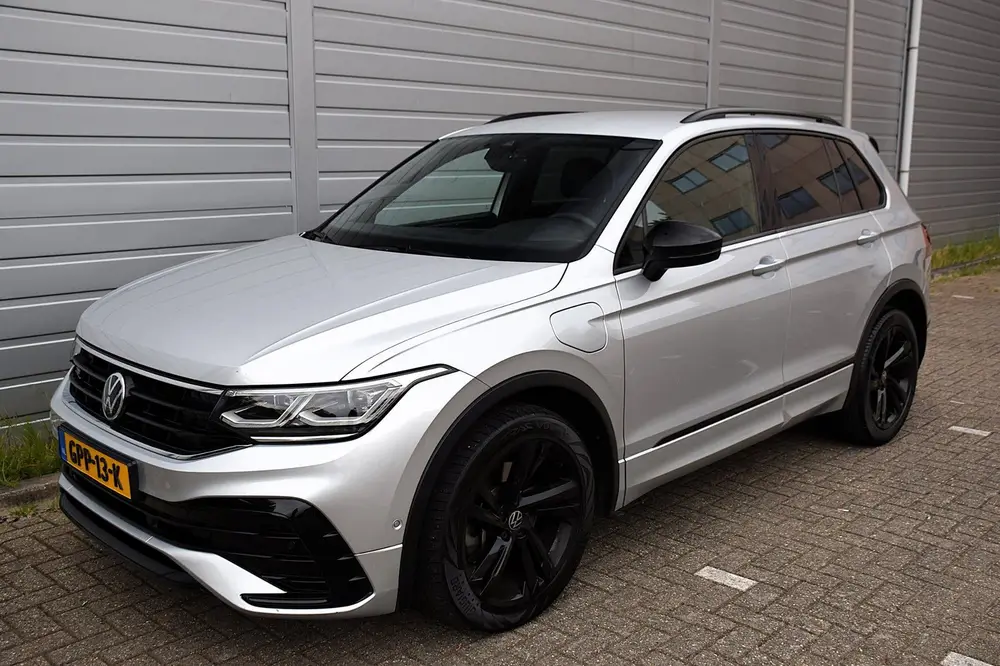 Volkswagen TIGUAN 1.4 TSI eHybrid R-Line Binnen&Buiten+*190D uit 2021, foto 5