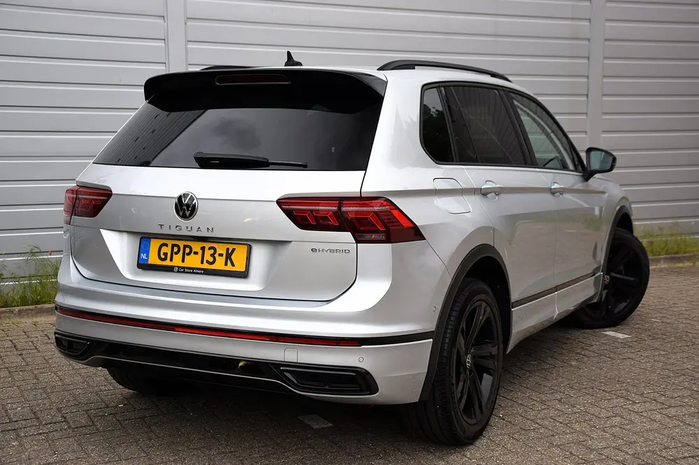 Volkswagen TIGUAN 1.4 TSI eHybrid R-Line Binnen&Buiten+*190D uit 2021, foto 8