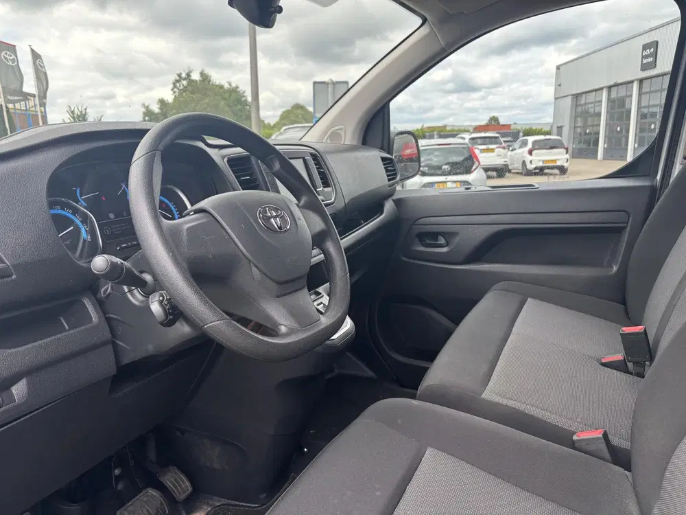 Toyota Proace Live Extra Range Long 75 kWh S uit 2023, foto 2