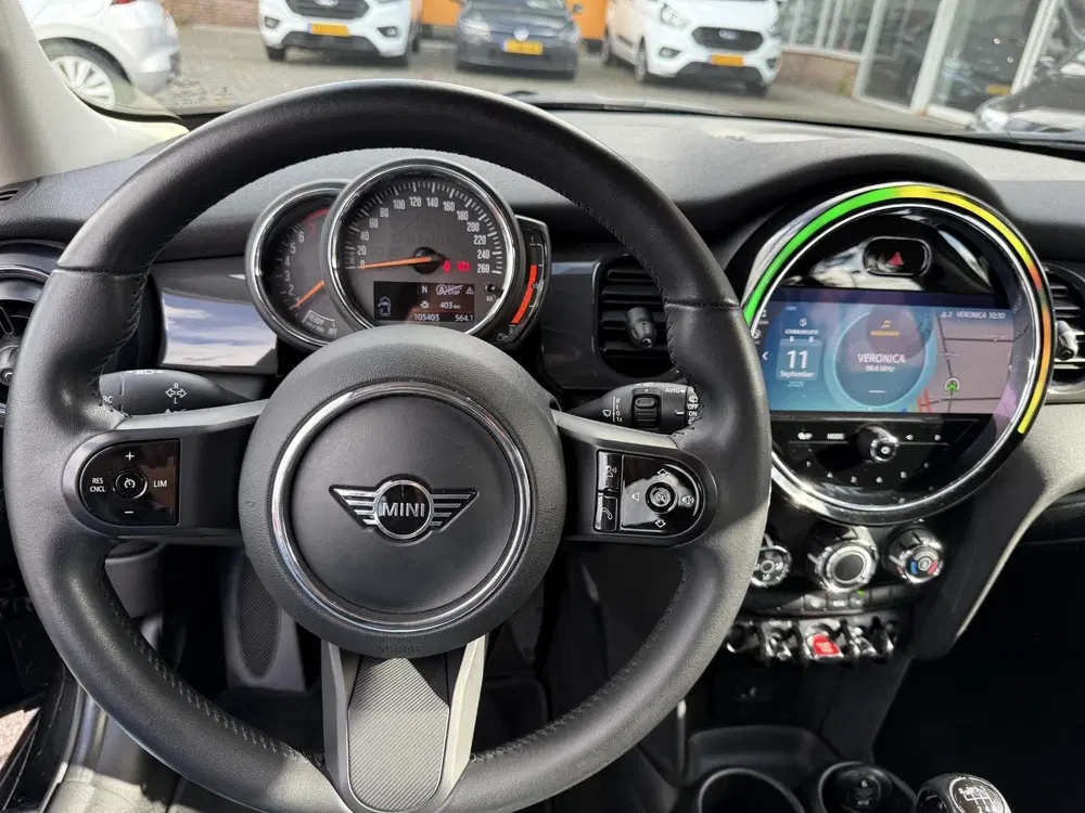 Mini One 1.5 One Essential 90PK 5 Deurs uit 2021, foto 3