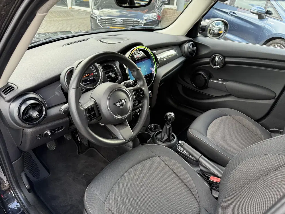 Mini One 1.5 One Essential 90PK 5 Deurs uit 2021, foto 9