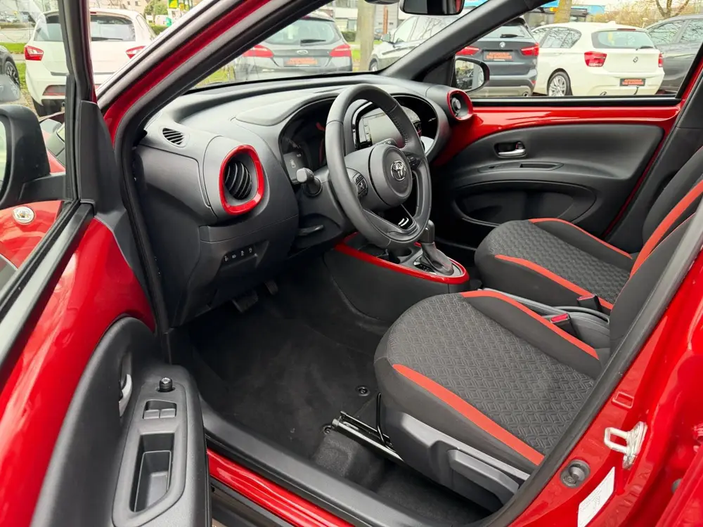 Toyota Aygo X 1.0 VVT-i S-CVT Pulse Automaat uit 2022, foto 5