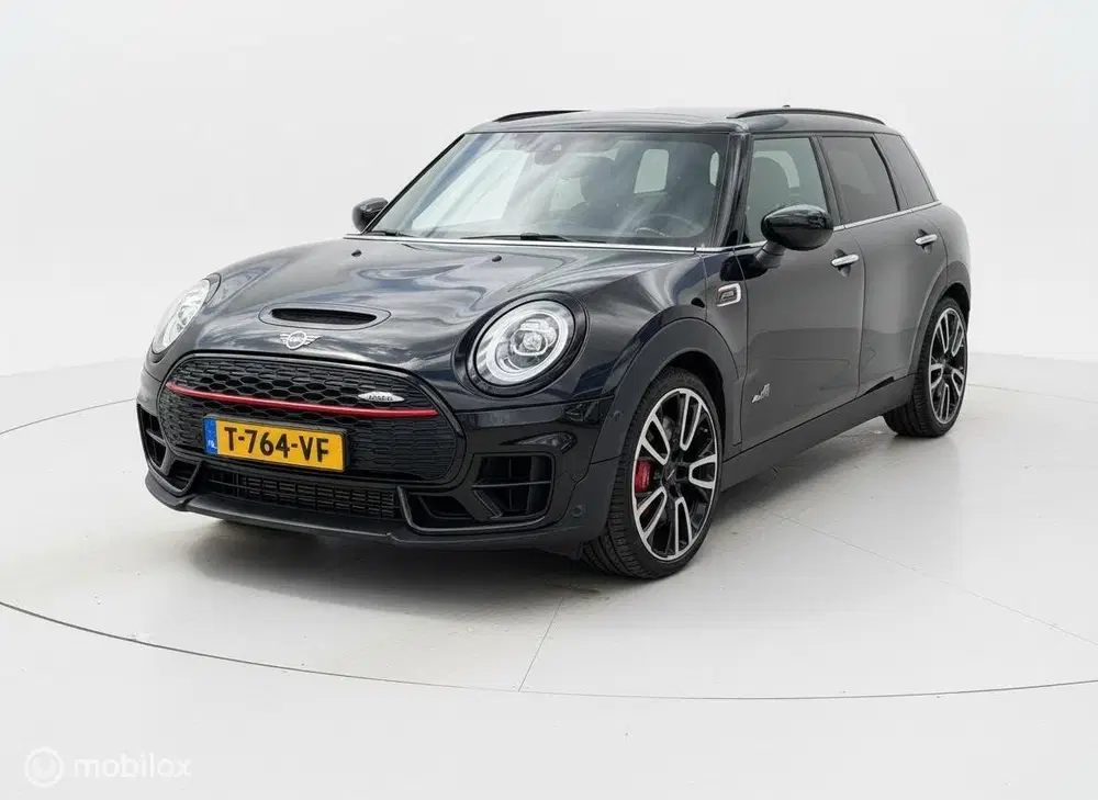 Mini Clubman 2.0 JCW ALL4 Chili PANO uit 2020, foto 4