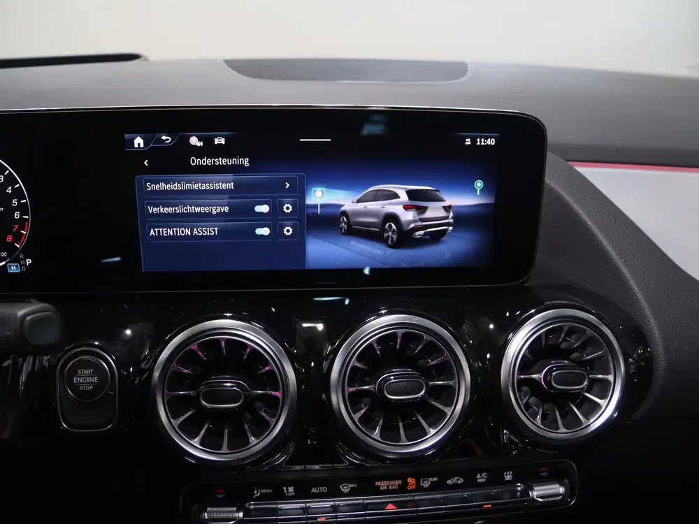Mercedes-Benz GLA 250e Business Solution AMG uit 2026, foto 19