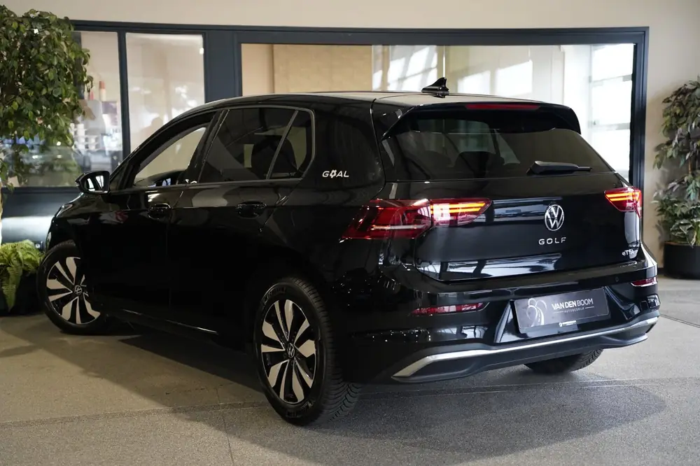 Volkswagen Golf 1.5 eTSI 150PK DSG GOAL Navi Trek Led Cam Pd uit 2025, foto 8