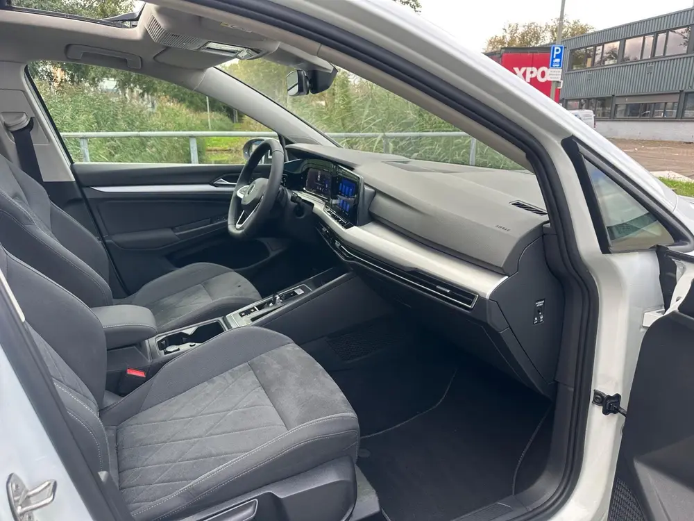 Volkswagen Golf eTSI Life Business!2022 Panodak!IQ-Light!Cam uit 2022, foto 12