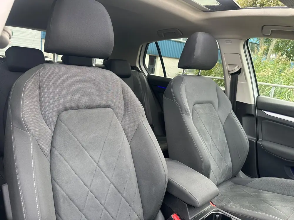 Volkswagen Golf eTSI Life Business!2022 Panodak!IQ-Light!Cam uit 2022, foto 13