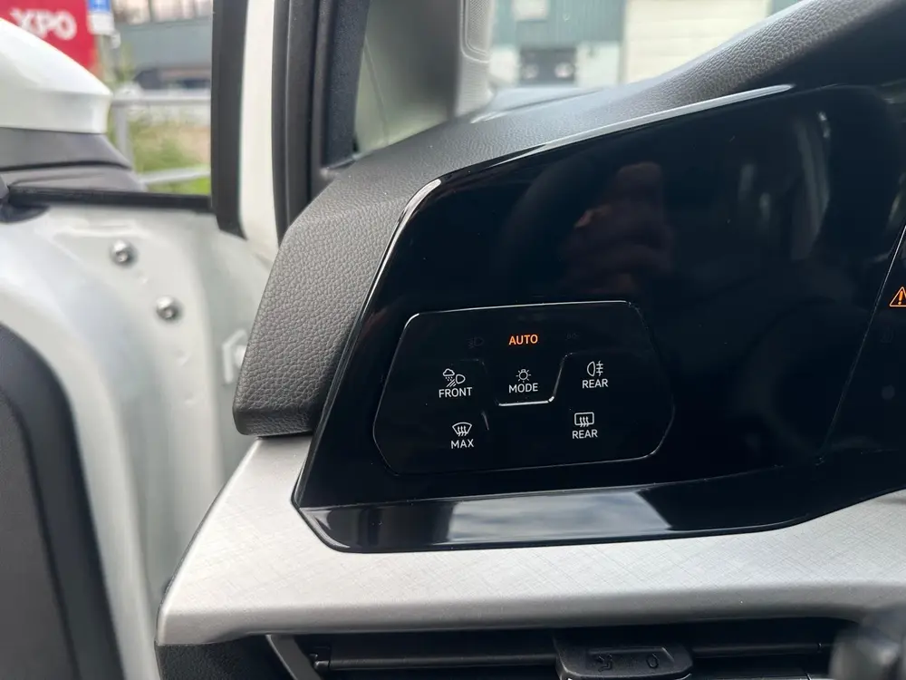 Volkswagen Golf eTSI Life Business!2022 Panodak!IQ-Light!Cam uit 2022, foto 19