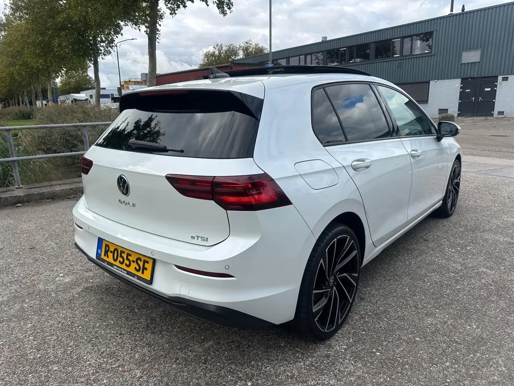 Volkswagen Golf eTSI Life Business!2022 Panodak!IQ-Light!Cam uit 2022, foto 6