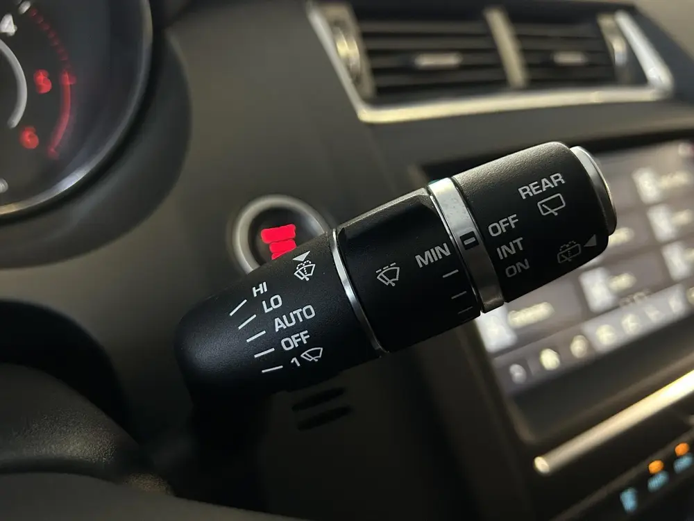 Jaguar E-Pace E-Pace 2.0 Turbo 180PK AWD Automaat R Dynamic-S/20"in uit 2019, foto 16