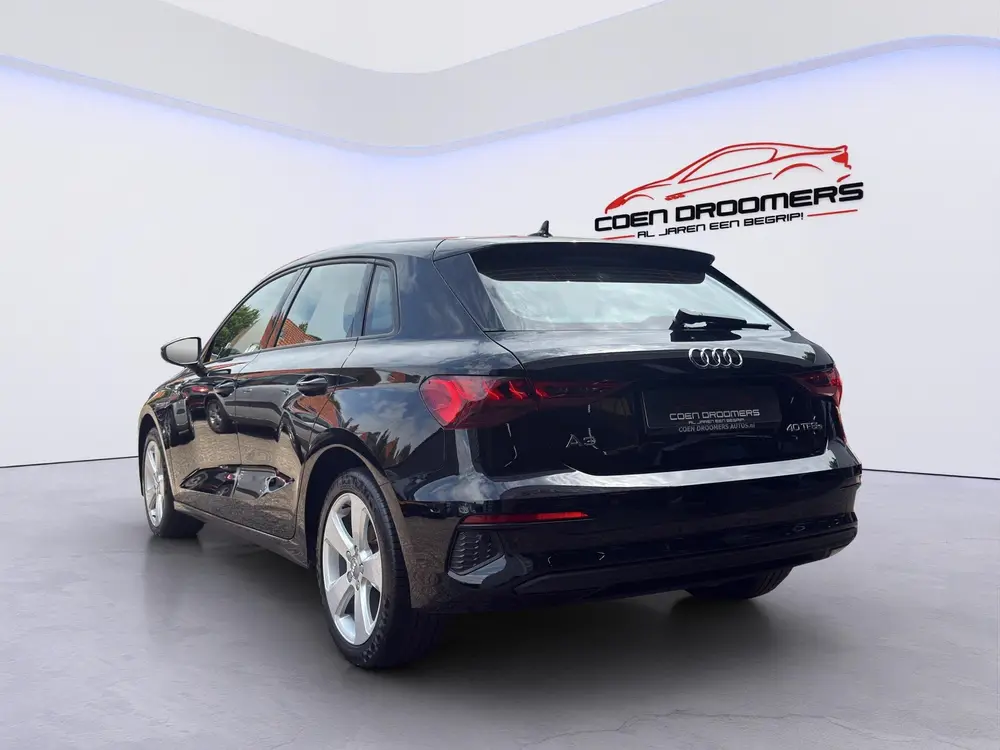 Audi A3 40 TFSI e Edition uit 2022, foto 3