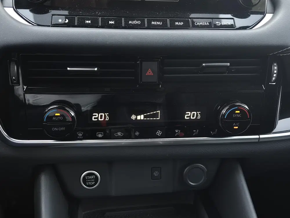 Nissan Qashqai 1.3 MHEV Xtronic Business Design uit 2022, foto 11