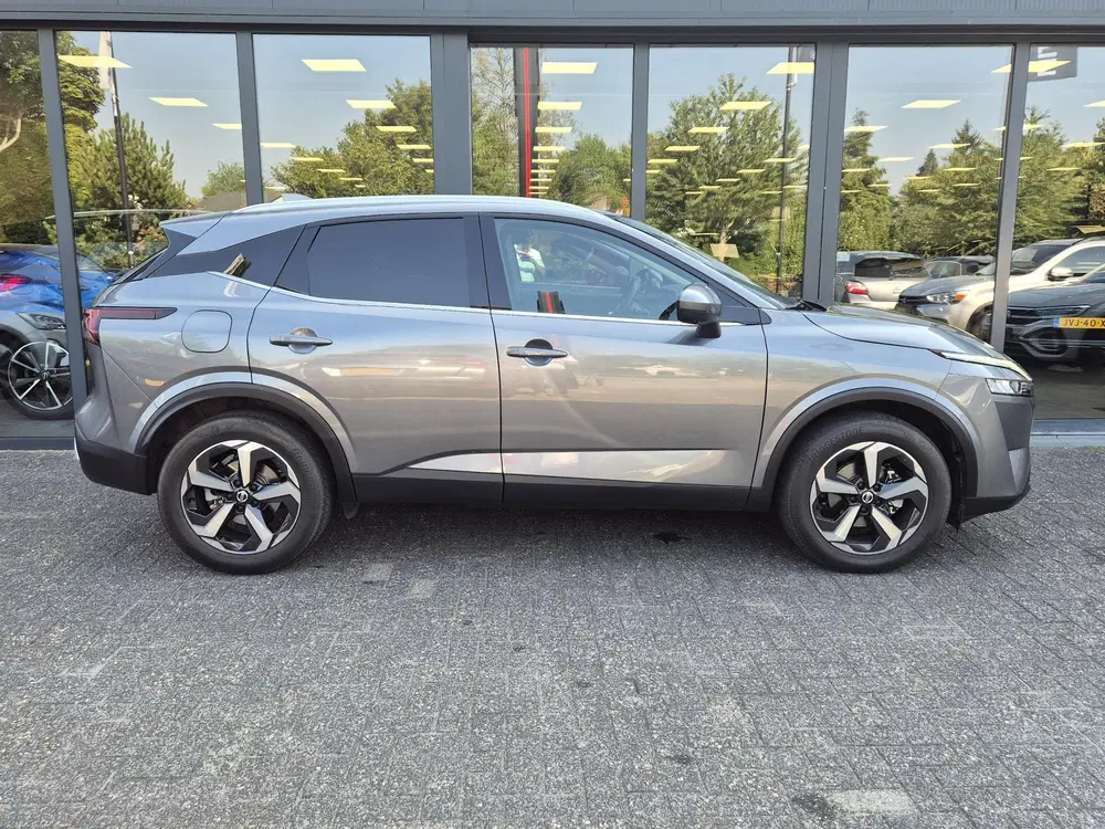 Nissan Qashqai 1.3 MHEV Xtronic Business Design uit 2022, foto 17