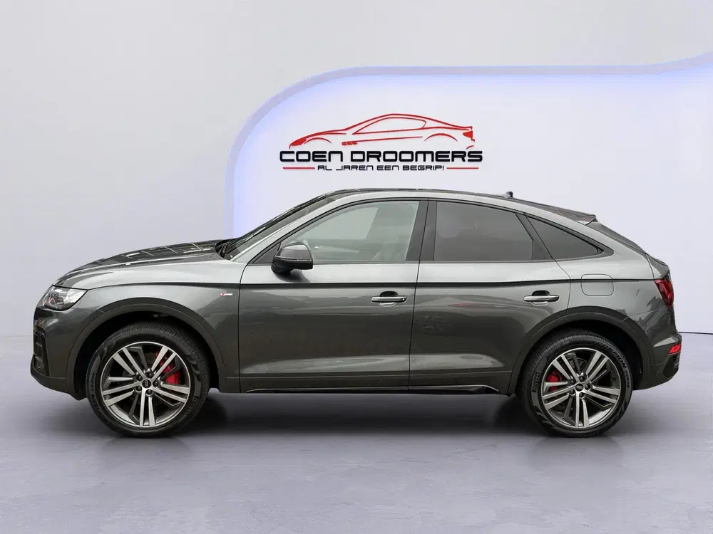Audi Q5 50 TFSI e quattro 3x S Line uit 2022, foto 2